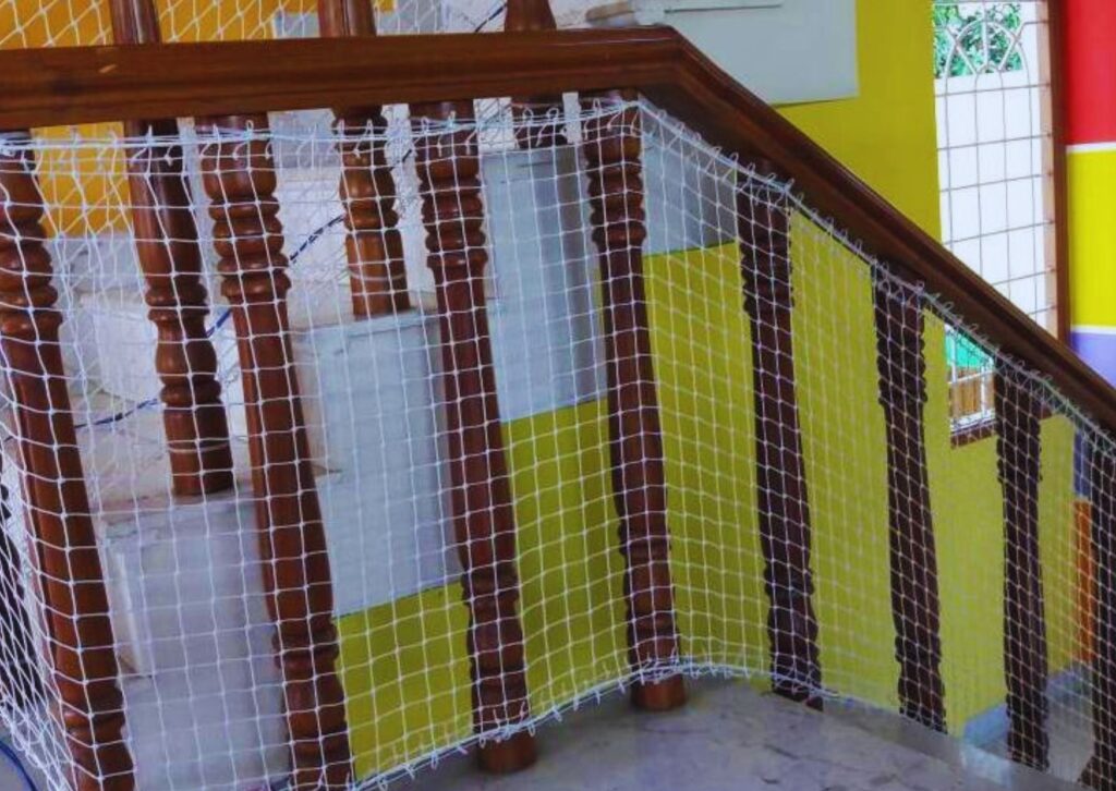 Staircase safety nets for apartments and villas